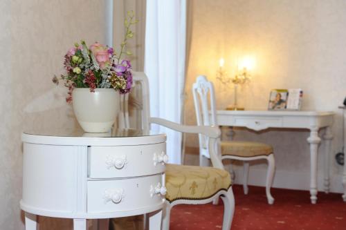HELIOPARK Bad Hotel Zum Hirsch - image 12