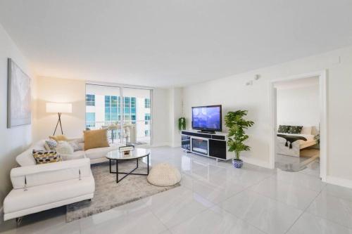 Fantastic 2/1 condo @Brickell with pool in Miami, USA