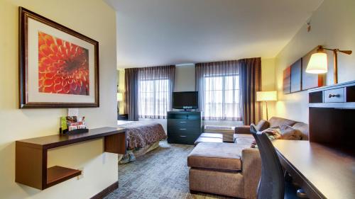 Staybridge Suites Madison - East, an IHG Hotel