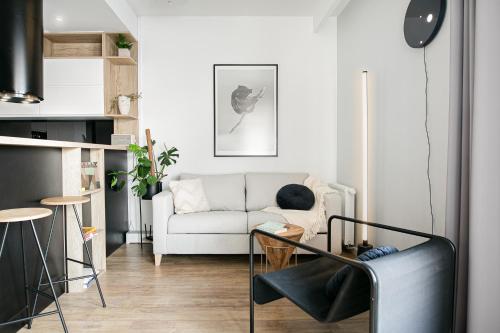 One-Bedroom Apartment room in Tuyo Apartments Lake park