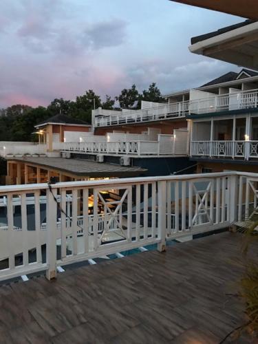 Balkong/terasse, Moxons Beach Club near Ian Fleming internasjonale lufthavn