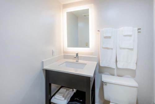 Holiday Inn Express Philadelphia NE-Bensalem, an IHG Hotel in Bensalem, USA