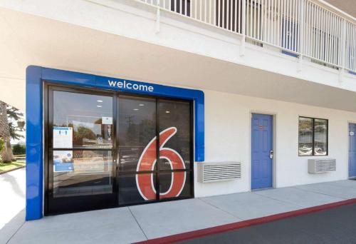 Motel 6-Arcadia, CA - Los Angeles - Pasadena Area