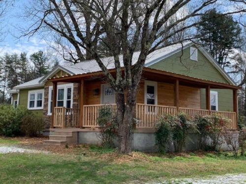 S Circle Beautifully Restored Rental Home in Salem