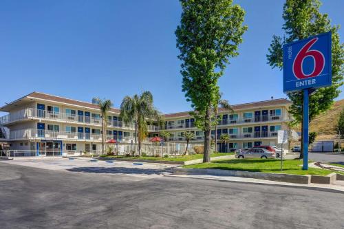 Motel 6-San Bernardino CA - North - image 9