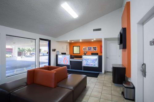 Motel 6-Kingman, AZ - Route 66 West