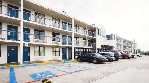 外部景觀, Motel 6 Houston, Tx-Medical Center/Reliant Park in 密蘇里城