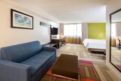 Premium King Room with Jetted Tub