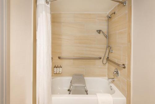 Queen Room Disability Access