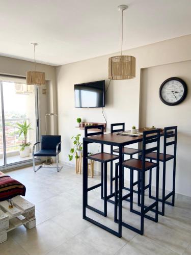Cómodo apt 1DR con hermosas vistas! (Comodo apt 1DR con hermosas vistas!) in 시우다델라