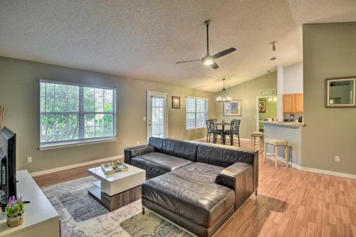 Deltona Retreat with Yard and Grill Pets Welcome! in Deltona, USA