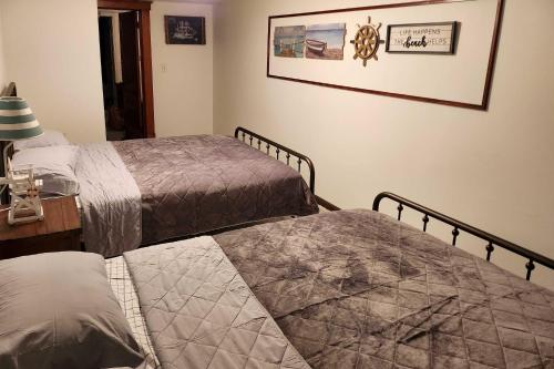 Cozy Lewiston Home < 10 Mi to Niagara Falls! in 劉易斯頓(NY)