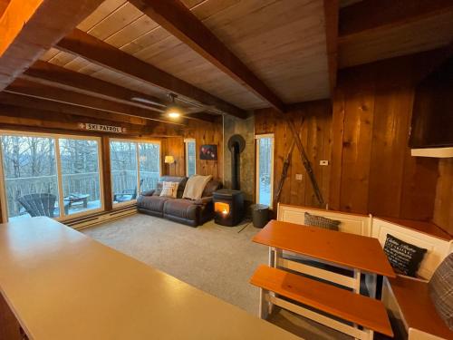 Mandy's Mountain Chalet