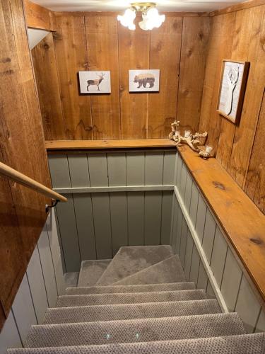 Mandy's Mountain Chalet Mandy's Mountain Chalet