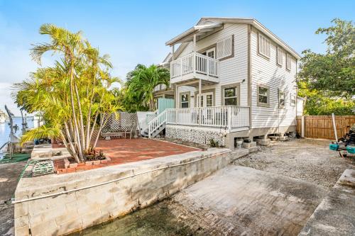 Jewel on Jade in Key West, USA