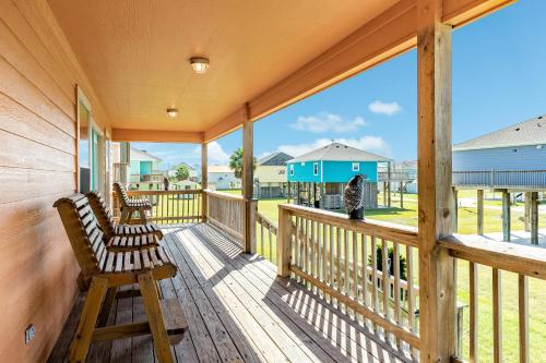 Looney Dunes in Crystal Beach, USA