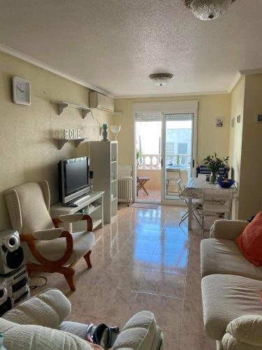 Appartement vue latérale mer Torrevieja