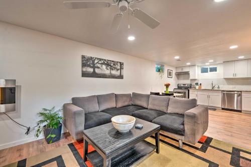 Modern Duplex with Patio - 3 Mi to Olde Town Arvada! in Arvada, USA
