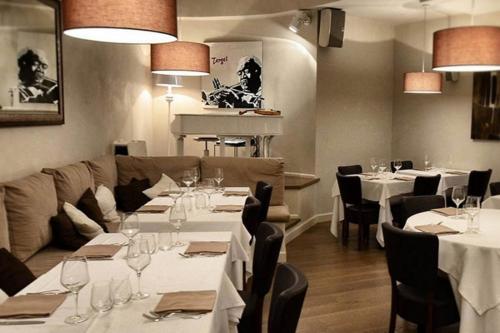 Target Inn - image 6