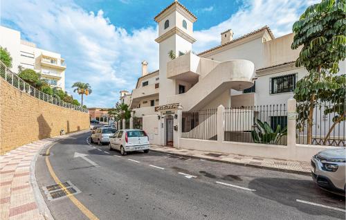 Beautiful Apartment In Benalmádena - image 4