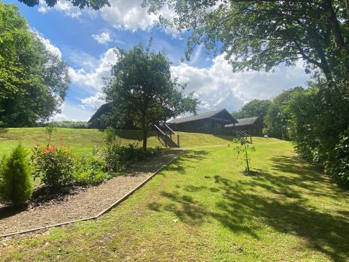 Hollybush Barn - image 9