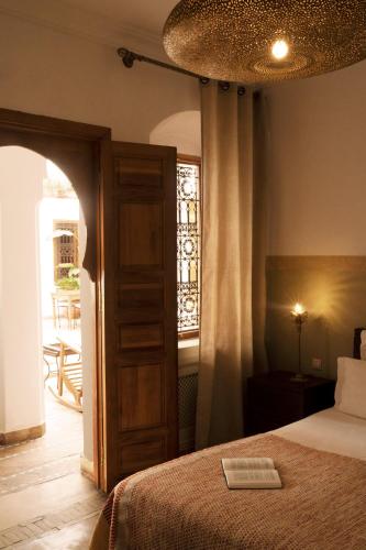 Double Room image 3