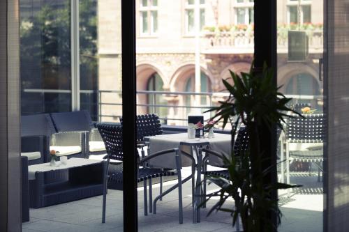 Mercure Hotel Freiburg am Münster - image 9