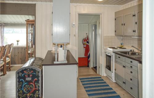köök, 4 Bedroom Nice Home In Vikersund in Vikersund