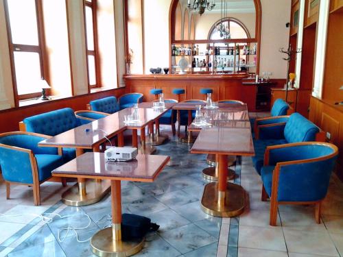Hotel Opera, Prague (photo 6)