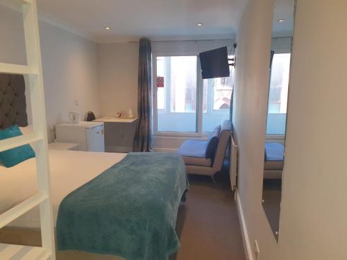 Blagrave Rooms - image 3