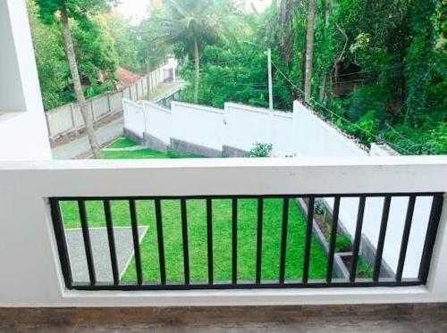 Deluxe Double Room with Balcony and Sea View image 2