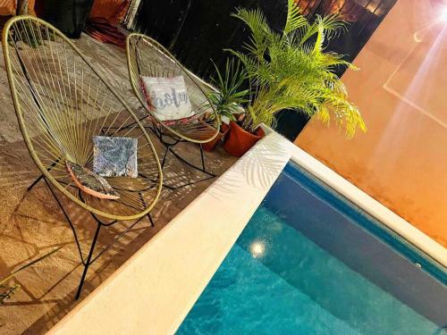 Boho Chic & Drinks Downtown @ Pasha’s Pool House