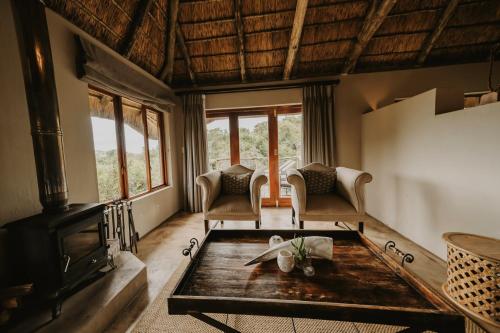 Bukela Game Lodge - Amakhala Game Reserve