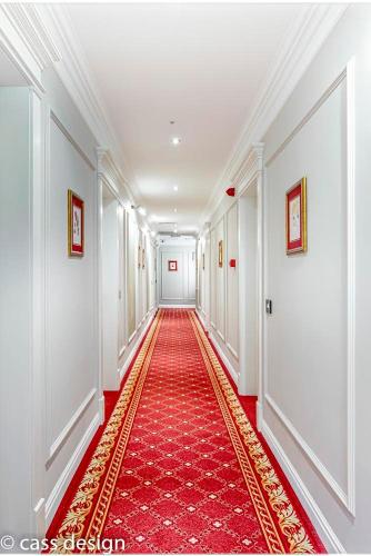 Hotel Versay - image 10