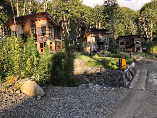 Cabañas y Hosteria El Condor Pasa VLA