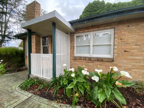 Mitcham Station Home Stay