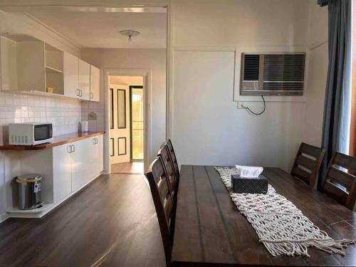 Cheerful 2 bedroom house with a beautiful veranda