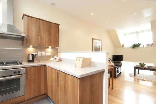 Edinburgh Church Apartments - image 2