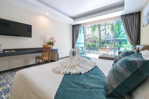 room detail thumbnail 1