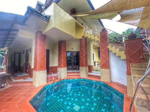 Swimmingpool, baan mangorn the villa in Dan Kao