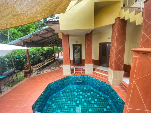 Swimming pool, baan mangorn the villa in Dan Kao