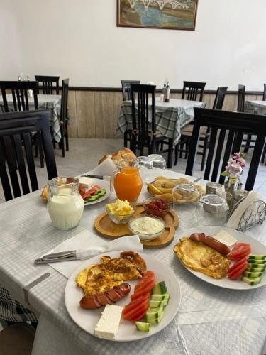 Çuçi B&B