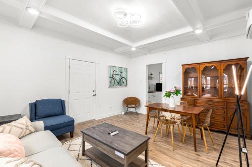 North End Treasure, beautiful 2 bedroom apartment in Detroit, USA