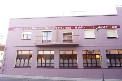 Fonda Montserrat - image 3