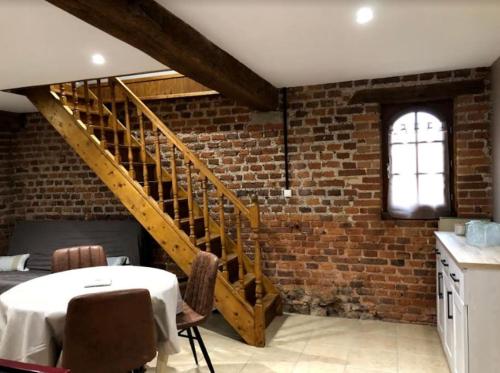 Gîte du four à pain (Gite du four a pain) in Agonges