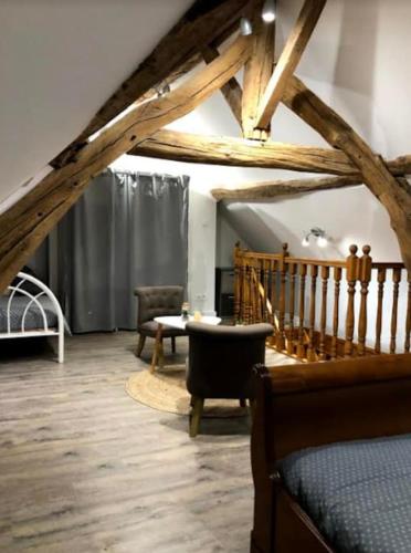 Gîte du four à pain (Gite du four a pain) in Agonges