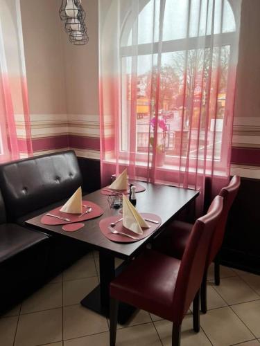 مطعم, Hotel Alter Ritter in روتنبرغ أب در تاوبر