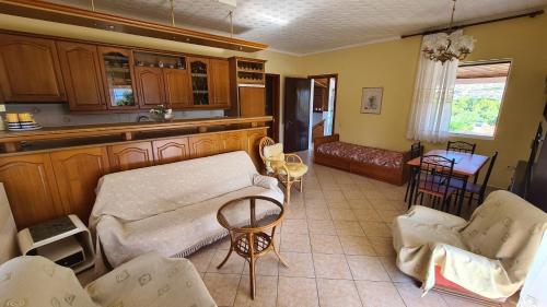  Stella Apartment in Dhorizáta