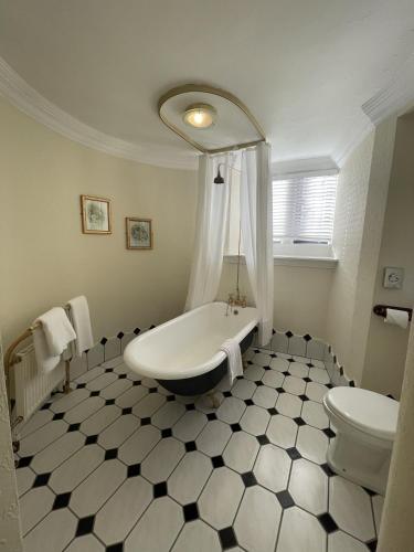 Dalston Hall Country House - image 11