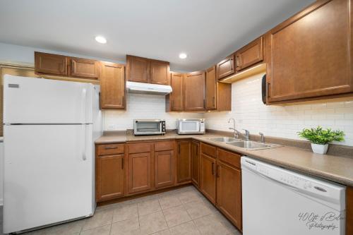 Harmony Inn, Huntley Illinois - 주방